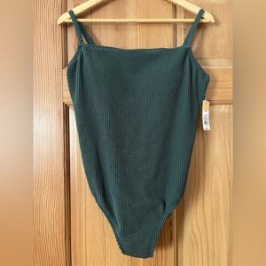 Brand new Size 16 (XL) Kona Sol Green Women’s Puckered One-Piece Swimsuit NWT
